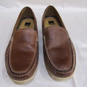 Johnson and Murphy men's slip on loafers